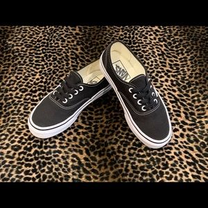 Black Vans Era Shoes